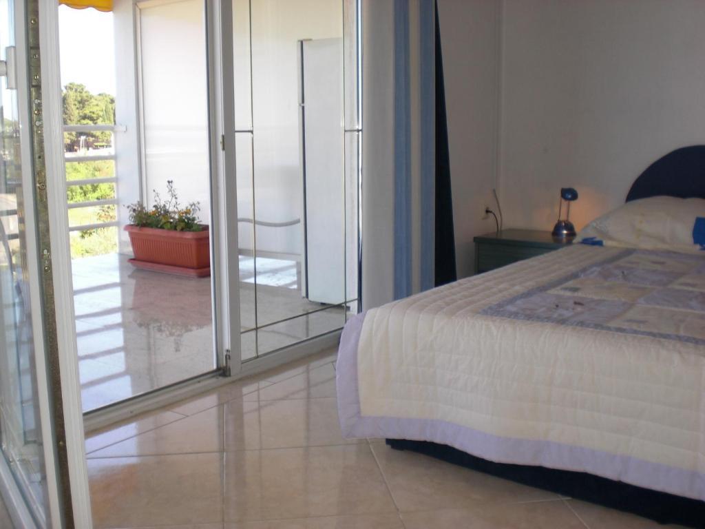 Apartments Panorama ロヴィニ 部屋 写真